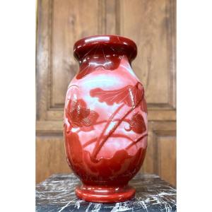 Emile Gallé - Rare Opaque Glass Vase Known As "verrerie De Pékin" With Lotus Decoration. Art Nouveau 