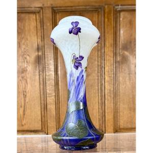 Daum Nancy - Rare Diabolo-shaped Vase With Violets. Art Nouveau Period.