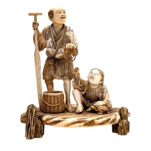 Okimomo In Ivory From The 19th Century Representing A Sinner And His Son,