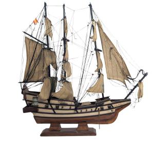 3-masted Model Boat La Licorne