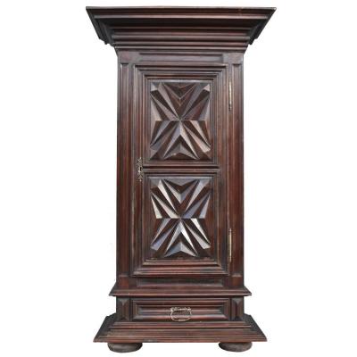 Important Louis XIII Walnut Bonnet XVIIIth