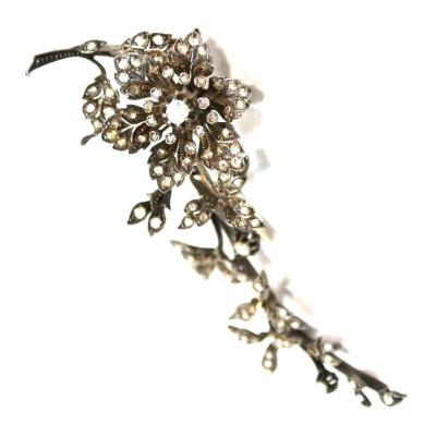 Trembleuse Brooch In Gold And Silver Composed Of 4 Articulated Strands And 1 Floral Pattern
