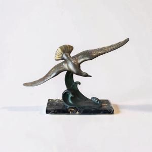 Art Deco Bronze Sculpture Depicting A Seagull