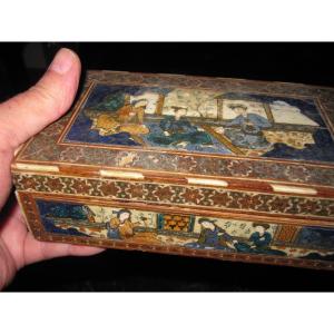 Indo-persian Box Decorated With Marquetry And  Bone Plates Decorated With Painted Scenes