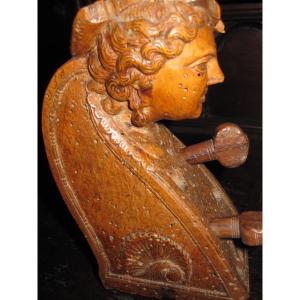 Carved Wooden Head From A Musical Instrument. 18th Century