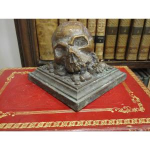 Memento Mori. Sculpture In Bronce Macizo Del Artista Olmedo Arrufat. Siglo XX.
