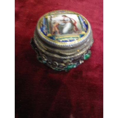 Beautiful Box In Crystal, Silver And Enamel With Neoclassical Taste. Early 19th Century