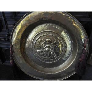 Nuremberg Offerings Plate. XVI Century