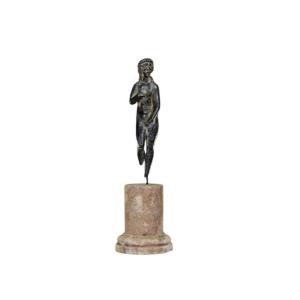 Sculpture Representing A Statue Of The Goddess Venus In Terracotta, 21st Century.