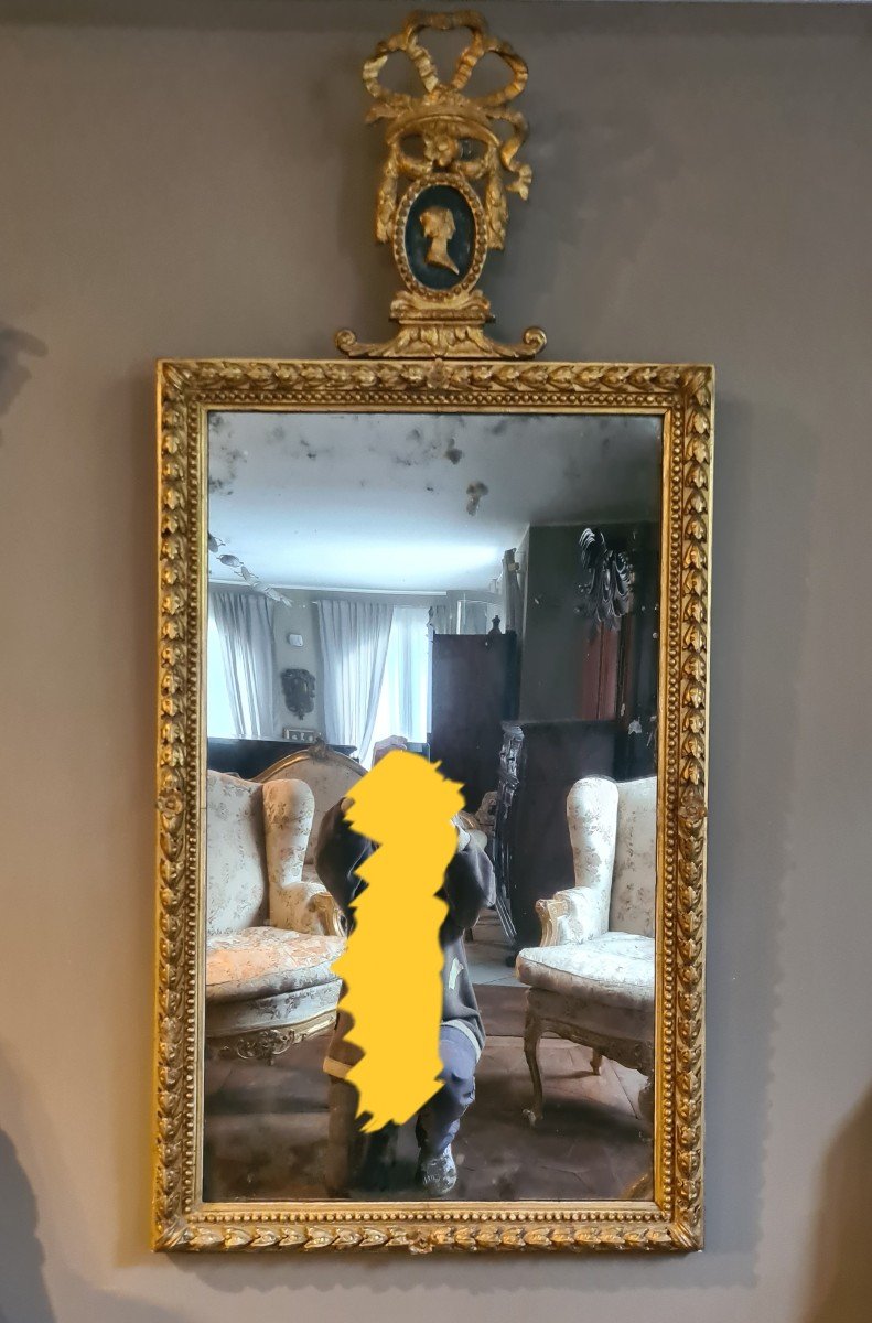 Specchiera neoclassica dorata Lucca