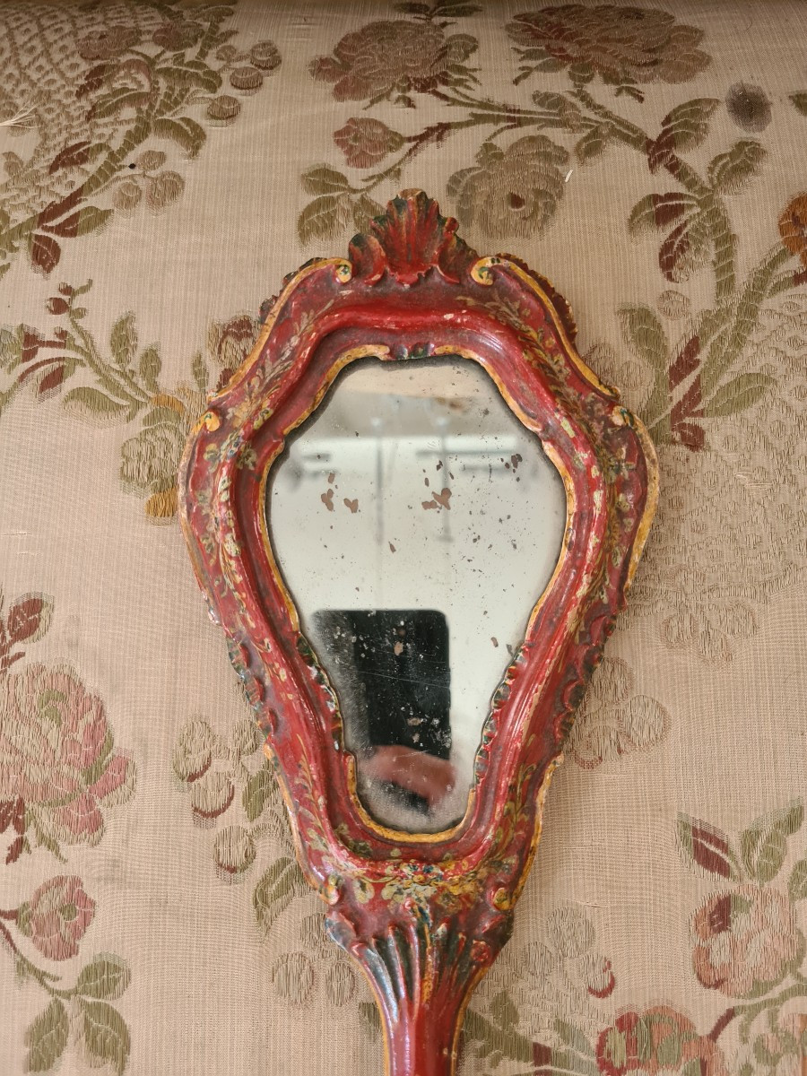 Piccolo specchio da toilette in legno laccato,  Venezia,  XVIII secolo -photo-3