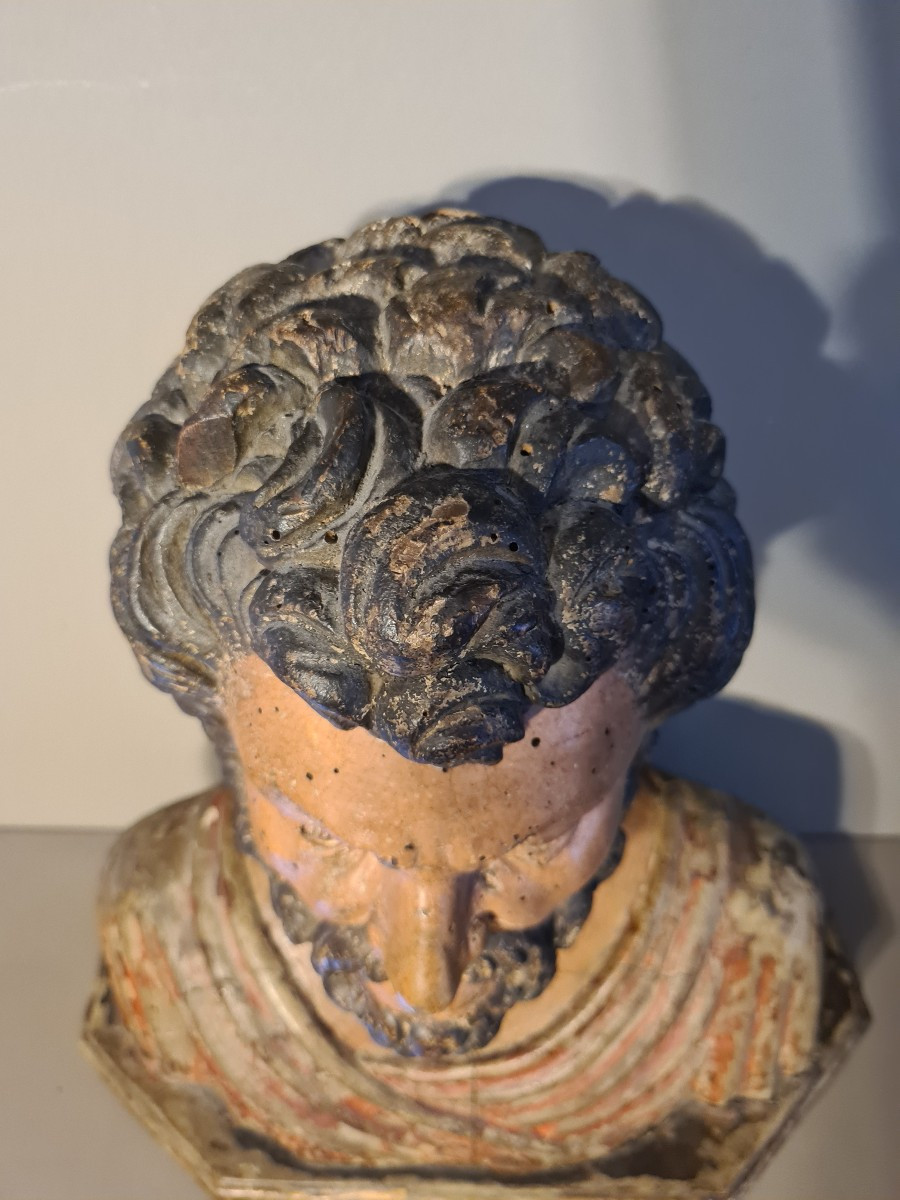Busto virile in legno scolpito XVII secolo -photo-4
