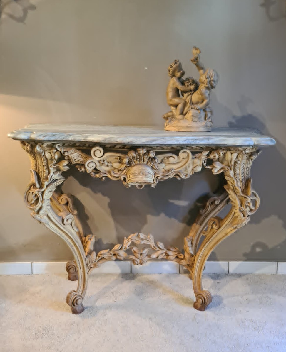Straordinaria console scolpita e intagliata