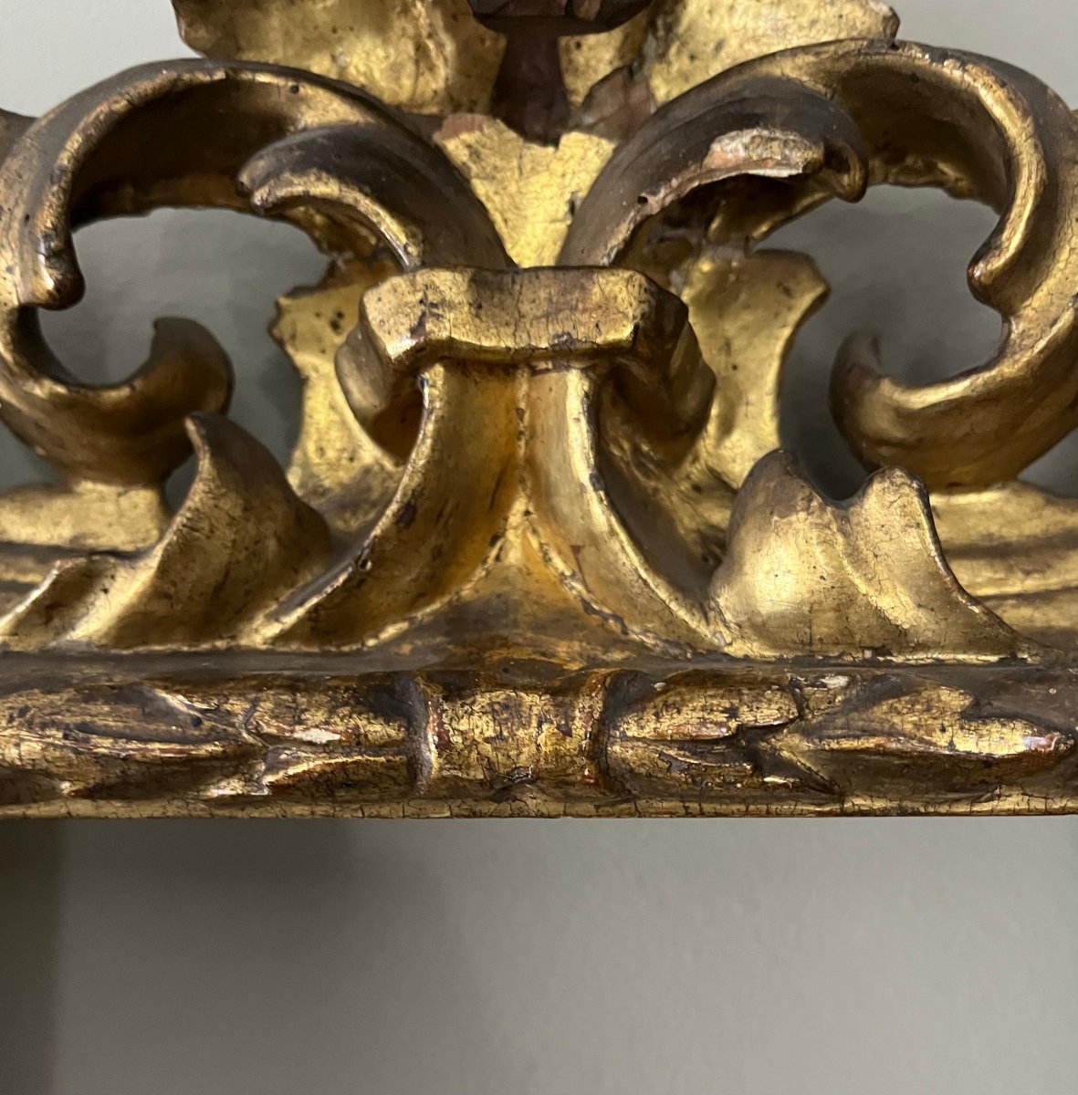 Cornice intagliata e dorata,  prima metà del XVIII secolo-photo-4