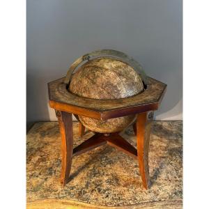 Globo celeste firmato e datato