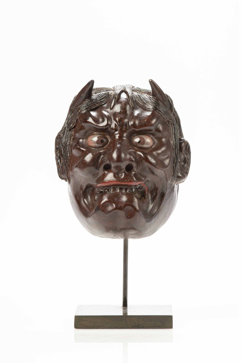 Maschera di Oni in legno laccato giapponese