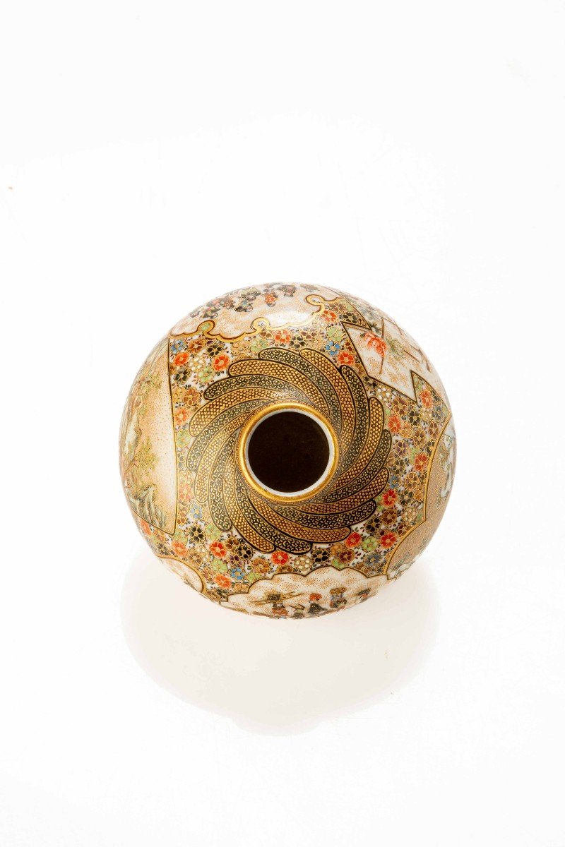 Vaso in ceramica Satsuma con corpo globulare -photo-1