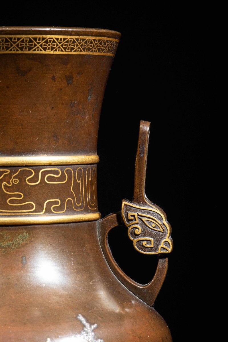 Vaso in bronzo raffigurante un coniglio al chiaro di luna-photo-4