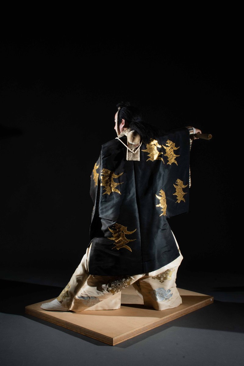 Grande iki ningyō raffigurante un attore del teatro Kabuki-photo-3