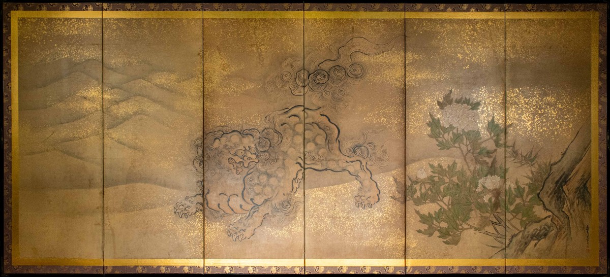 Paravento a sei pannelli raffigurante uno shishi firmato Hōgen Kosensō Hitsu Kano Tsunenobu