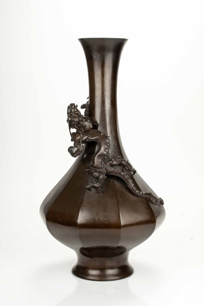 Vaso in bronzo giapponese con drago Ryu a rilievo, firmato Maruki sei-photo-3