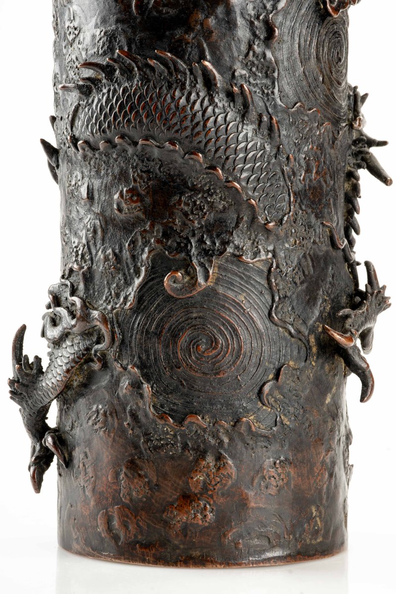 Vaso in bronzo raffigurante un drago Ryu a rilievo tra i vortici d’acqua-photo-3