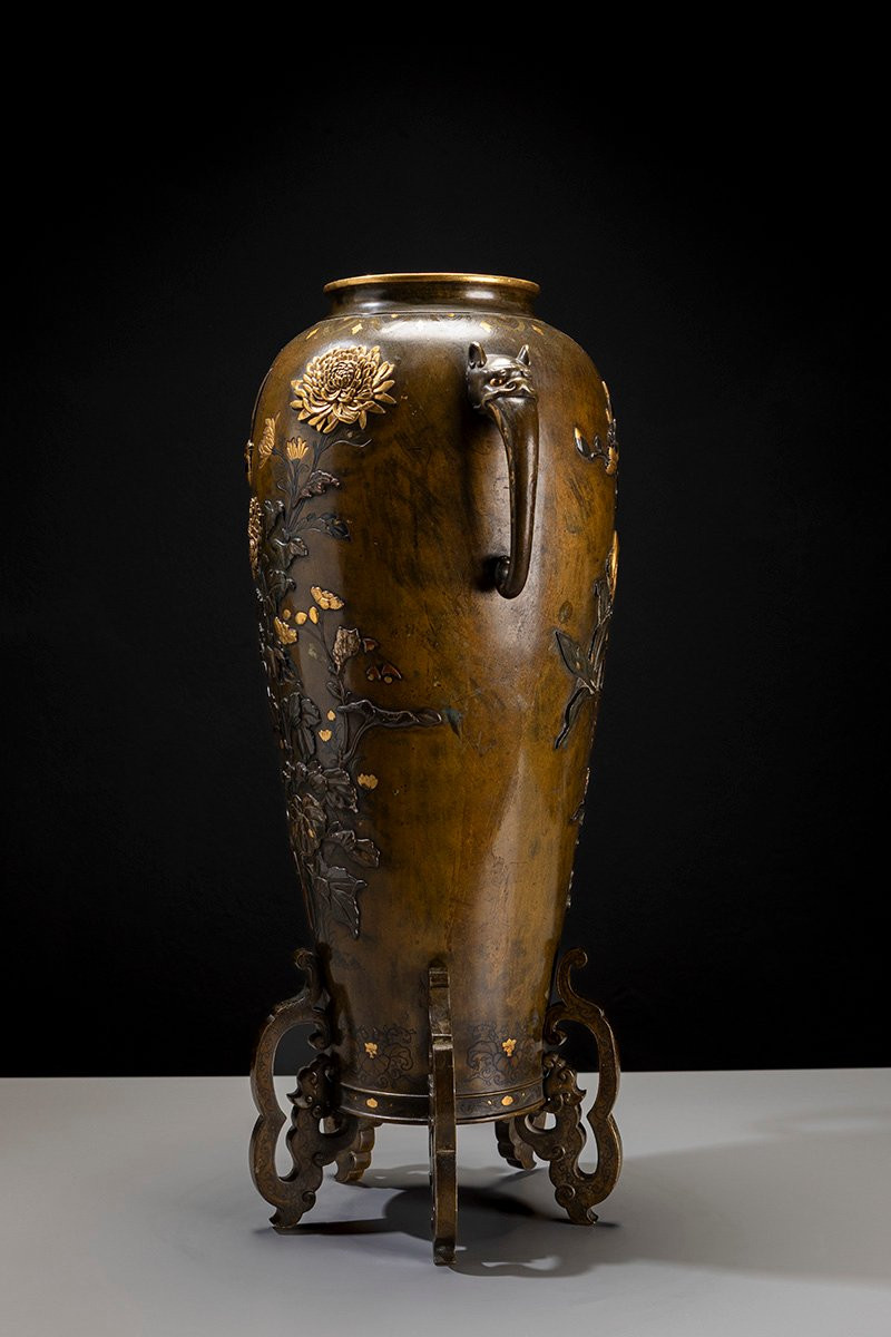 Vaso a balaustro in bronzo patinato con ricchi intarsi e motivi naturalistici-photo-2