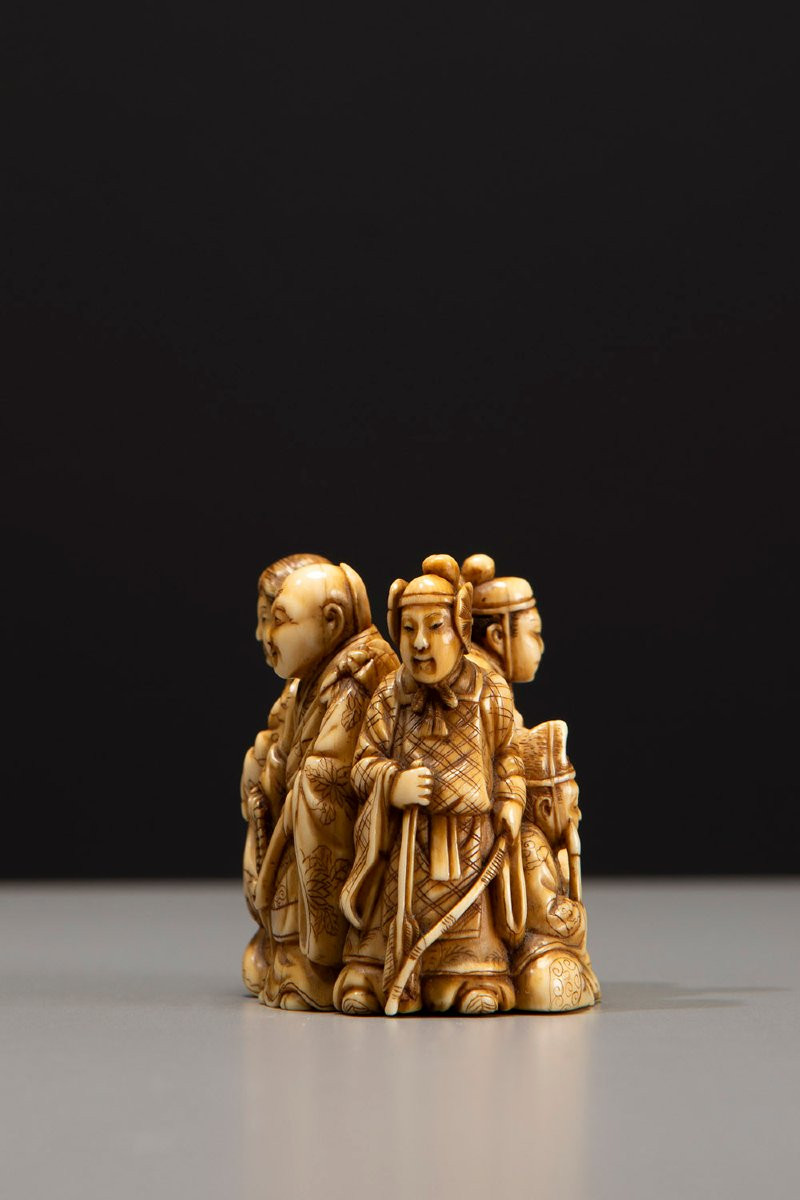 Netsuke in avorio raffigurante i Sei Poeti Immortali, firmato Gyokuzan-photo-4