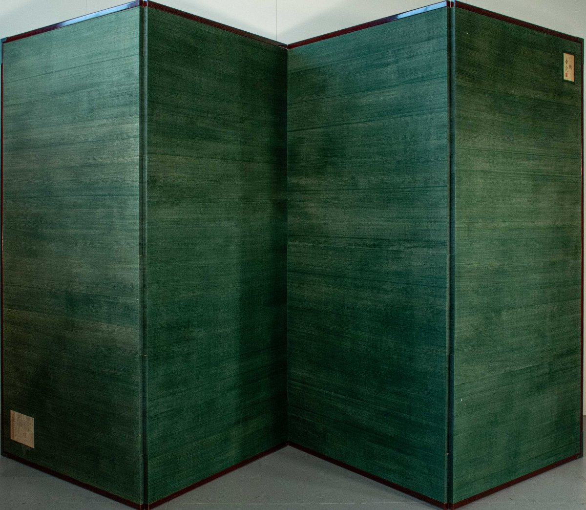 Paravento a quattro pannelli raffigurante un pavone bianco, firmato Yukihiko Kurihara-photo-7