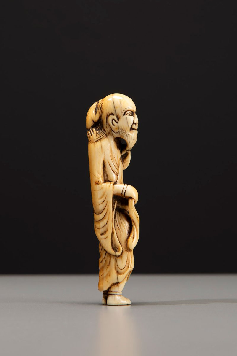 Netsuke in avorio raffigurante Gama Sennin con rospo-photo-4