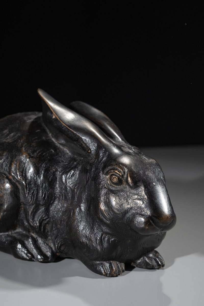 Coppia di conigli in bronzo a patina scura, firmato Juzan-photo-3