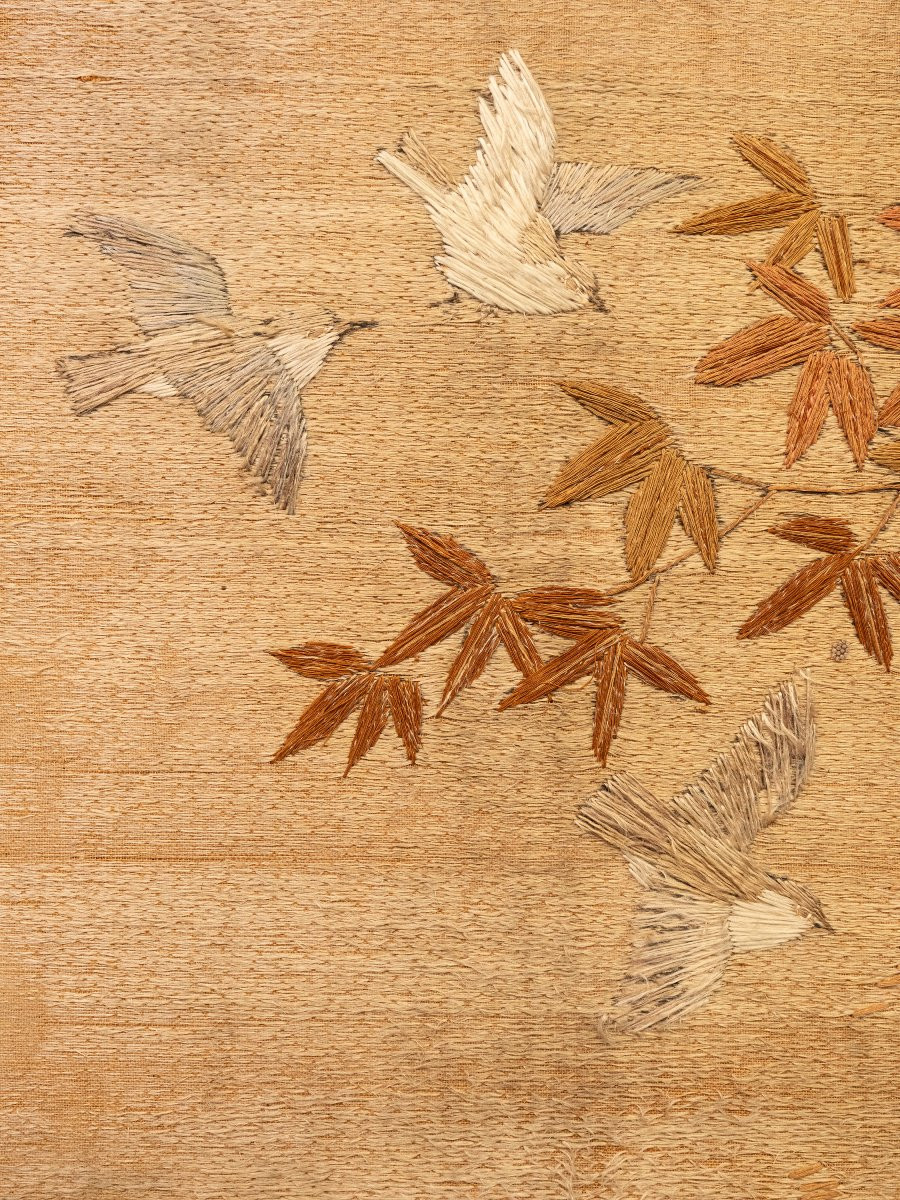 Arazzo in seta raffigurante un paesaggio con uccelli in volo-photo-7