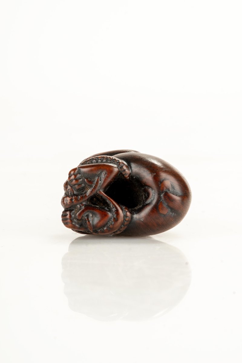 Netsuke in legno di bosso raffigurante una scimmia con polpo-photo-2