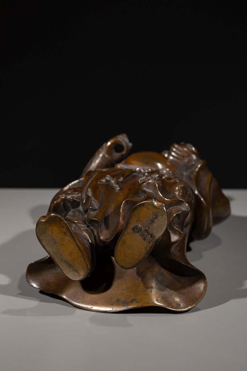 Okimono della scuola di Tokyo in bronzo raffigurante Guan Yu -photo-8