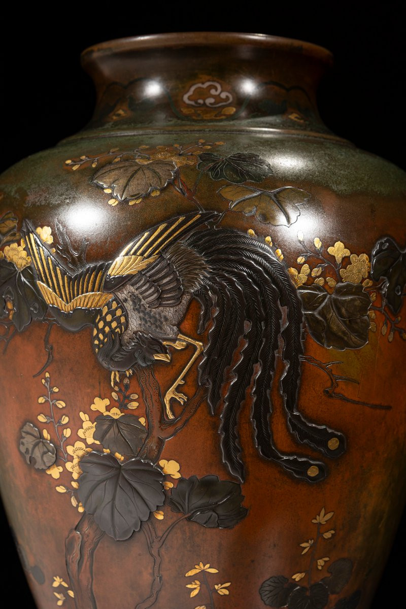 Vaso in bronzo mix metal con fenice e chidori, attribuito alla Takaoka company -photo-4