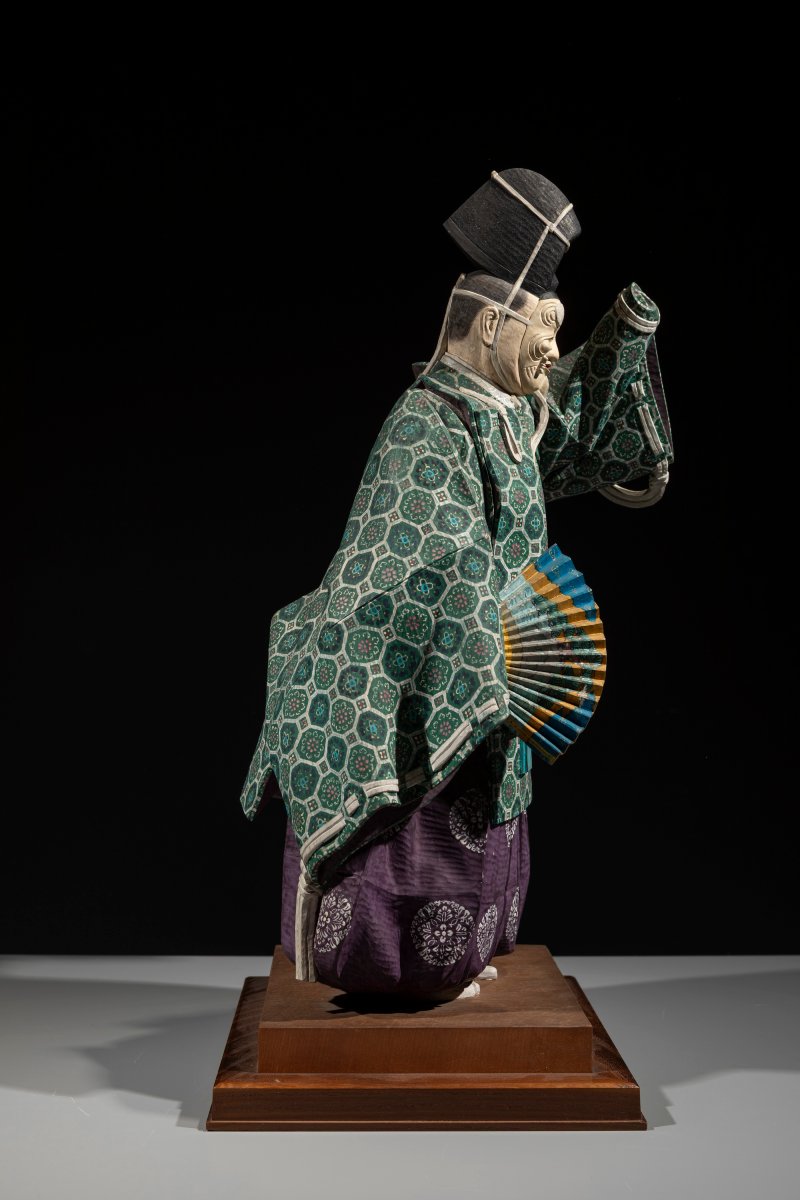 Okimono in legno policromo raffigurante un danzatore del teatro Nō-photo-4