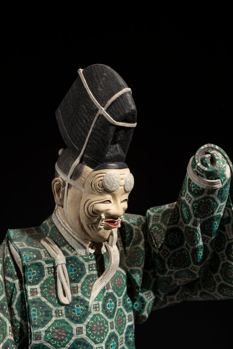 Okimono in legno policromo raffigurante un danzatore del teatro Nō-photo-1