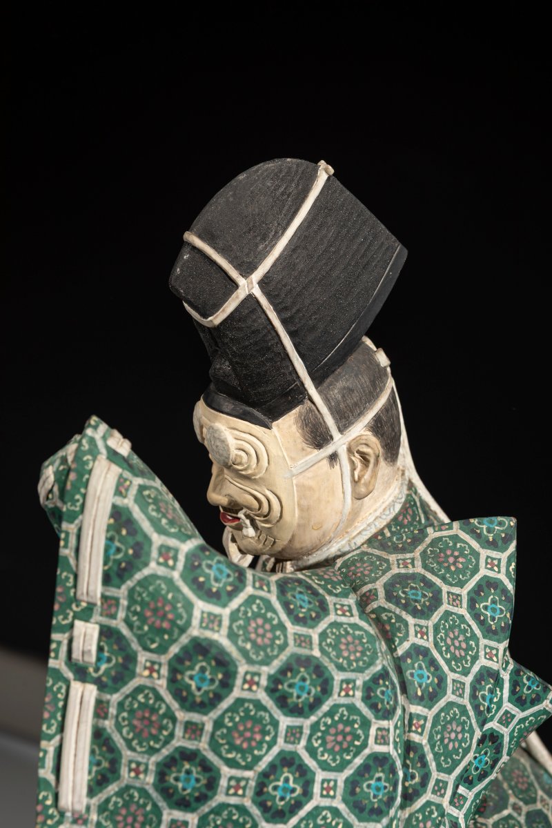 Okimono in legno policromo raffigurante un danzatore del teatro Nō-photo-4