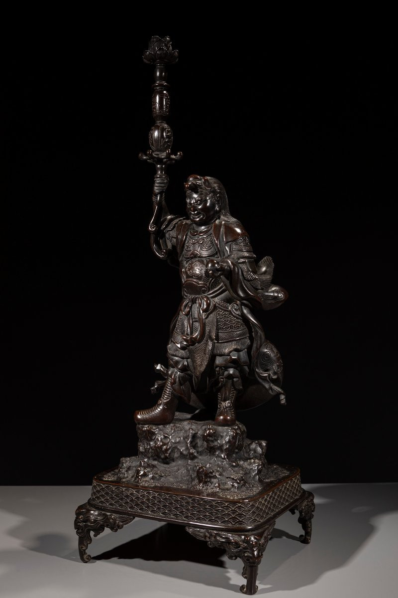 Grande scultura giapponese in bronzo raffigurante Bishamonten -photo-2