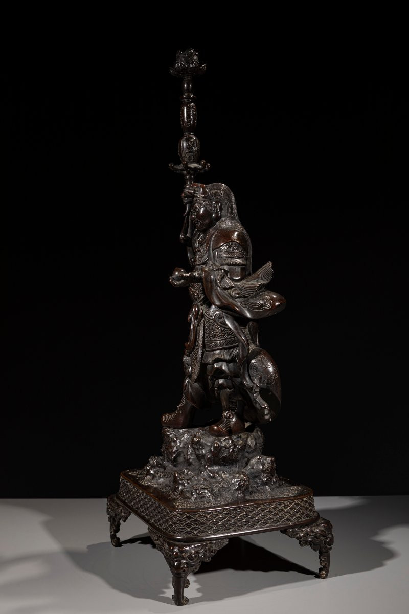 Grande scultura giapponese in bronzo raffigurante Bishamonten -photo-3