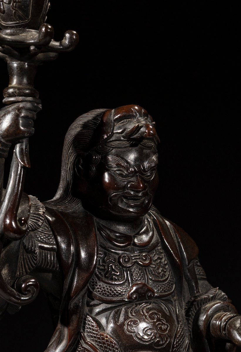 Grande scultura giapponese in bronzo raffigurante Bishamonten -photo-2