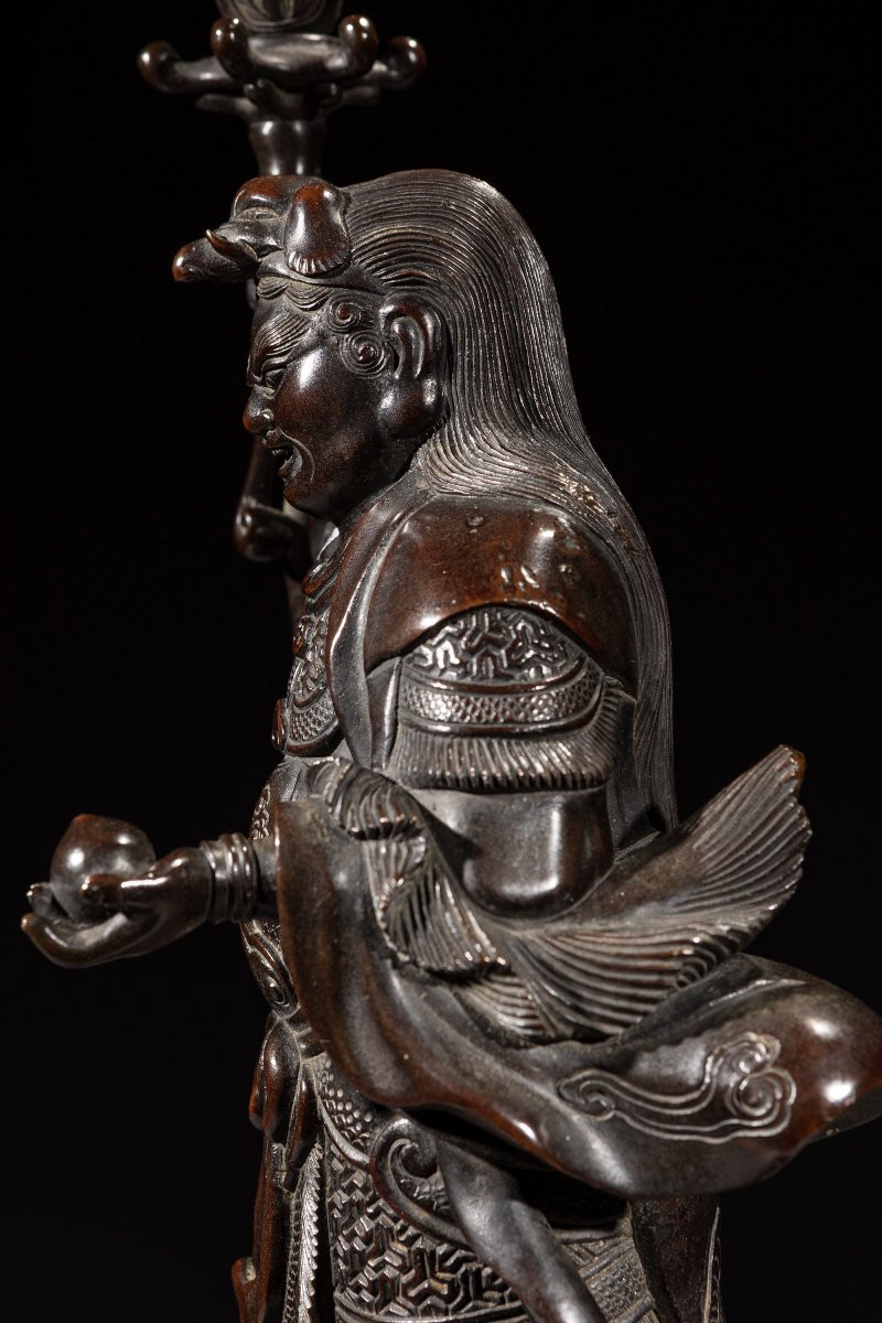 Grande scultura giapponese in bronzo raffigurante Bishamonten -photo-5