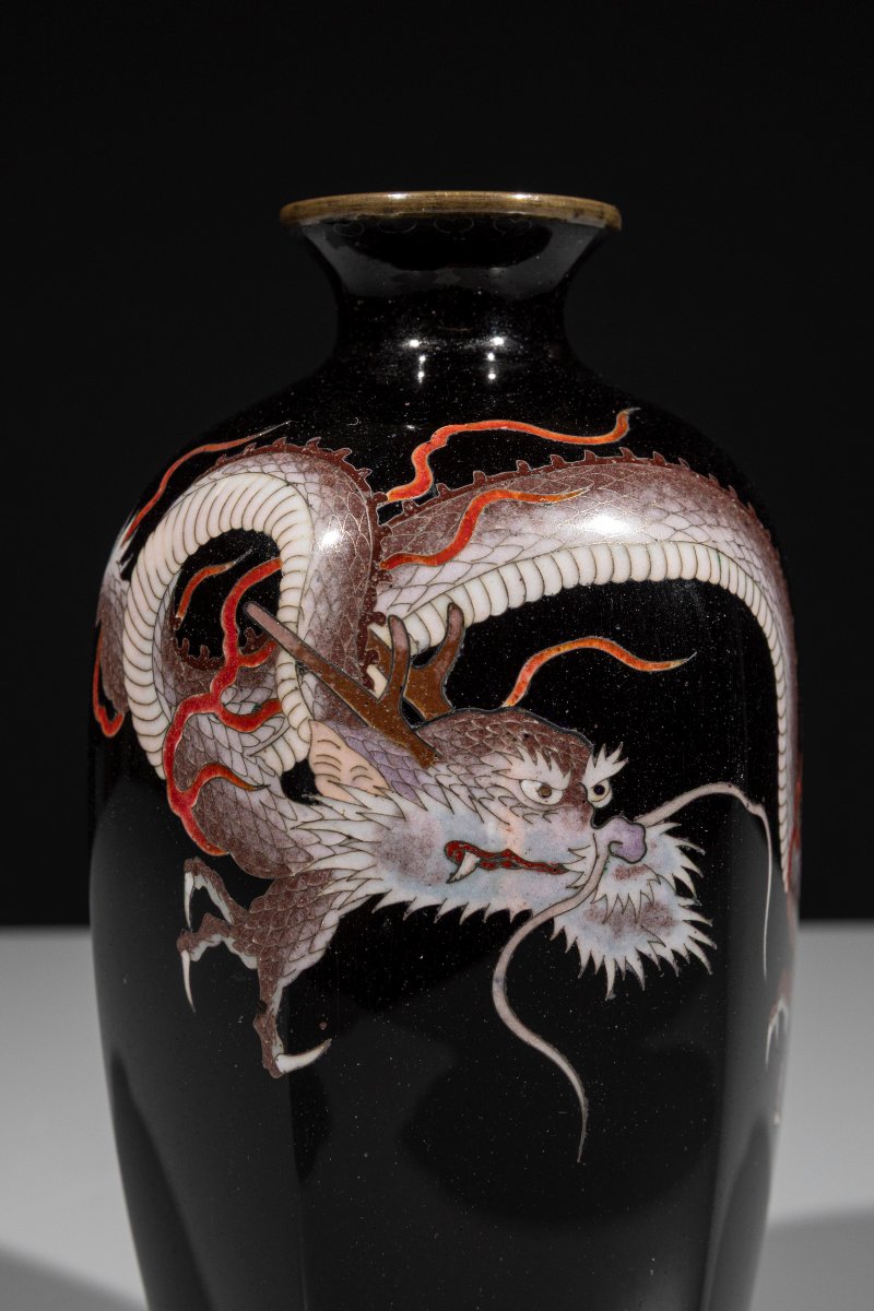 Vaso cloisonné esagonale raffigurante un drago ryu-photo-3