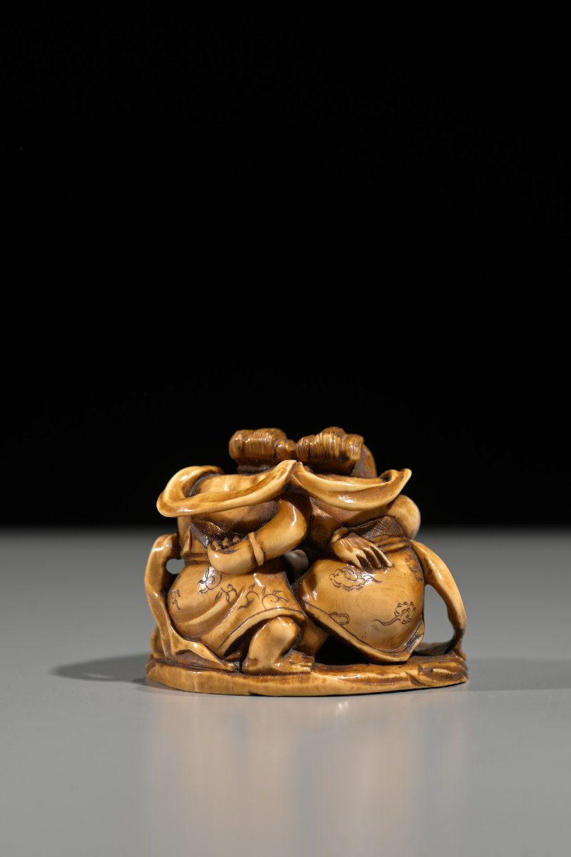 Netsuke in avorio raffigurante Raijin e Fujin -photo-3
