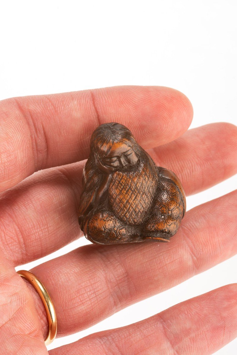 Netsuke en buis représentant Shojo-photo-1