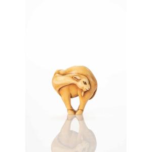 Netsuke in avorio raffigurante un dromedario