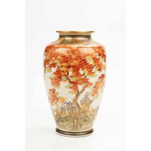Grande vaso satsuma decorato con un albero di acero