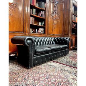 Chesterfield Black Leather