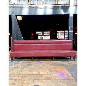 Set Of Red Leather And Red Skai Art Deco-style Banquettes, 50m Linear