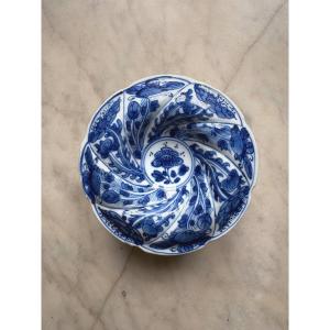 Chinese Porcelain Salt Cellar From The Kangxi Period